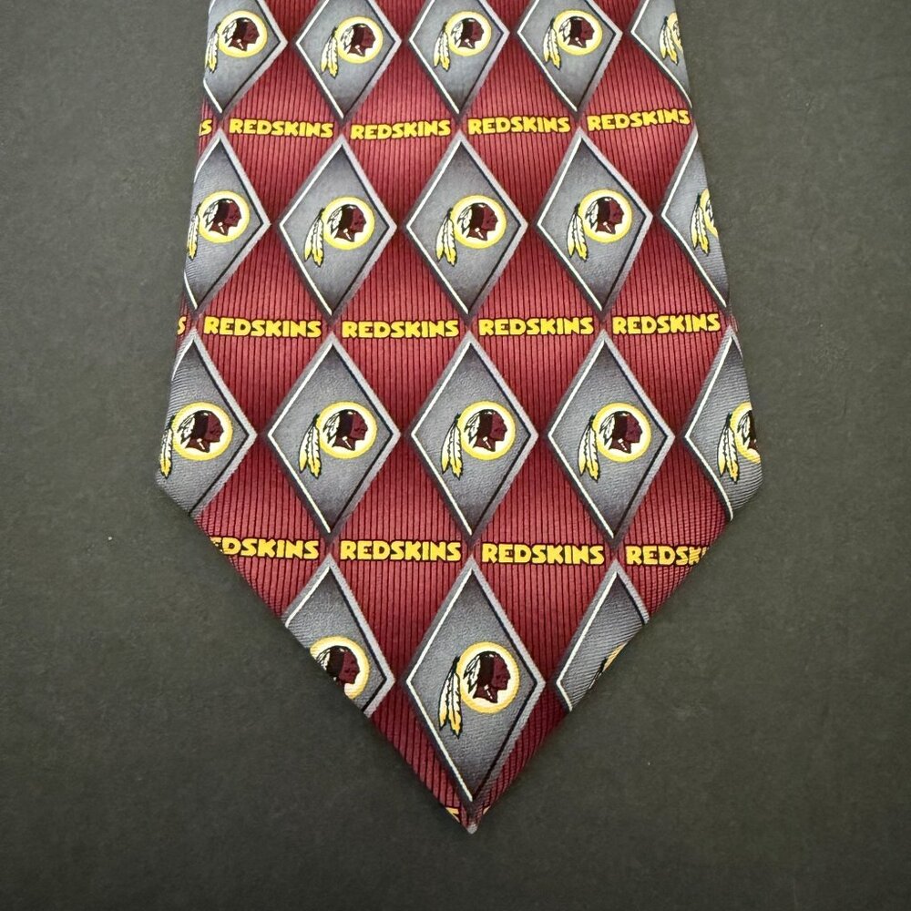 Washington Redskins NFL Logo 100% Silk Necktie Tie Burgundy Gray Football Fan